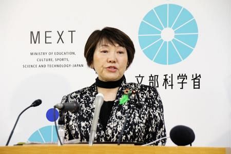 文科相、高校無償化は国籍問わず　見直し求める石垣市議会意見書に